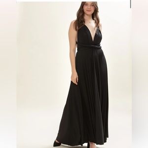 Two Birds Classic ballgown in black